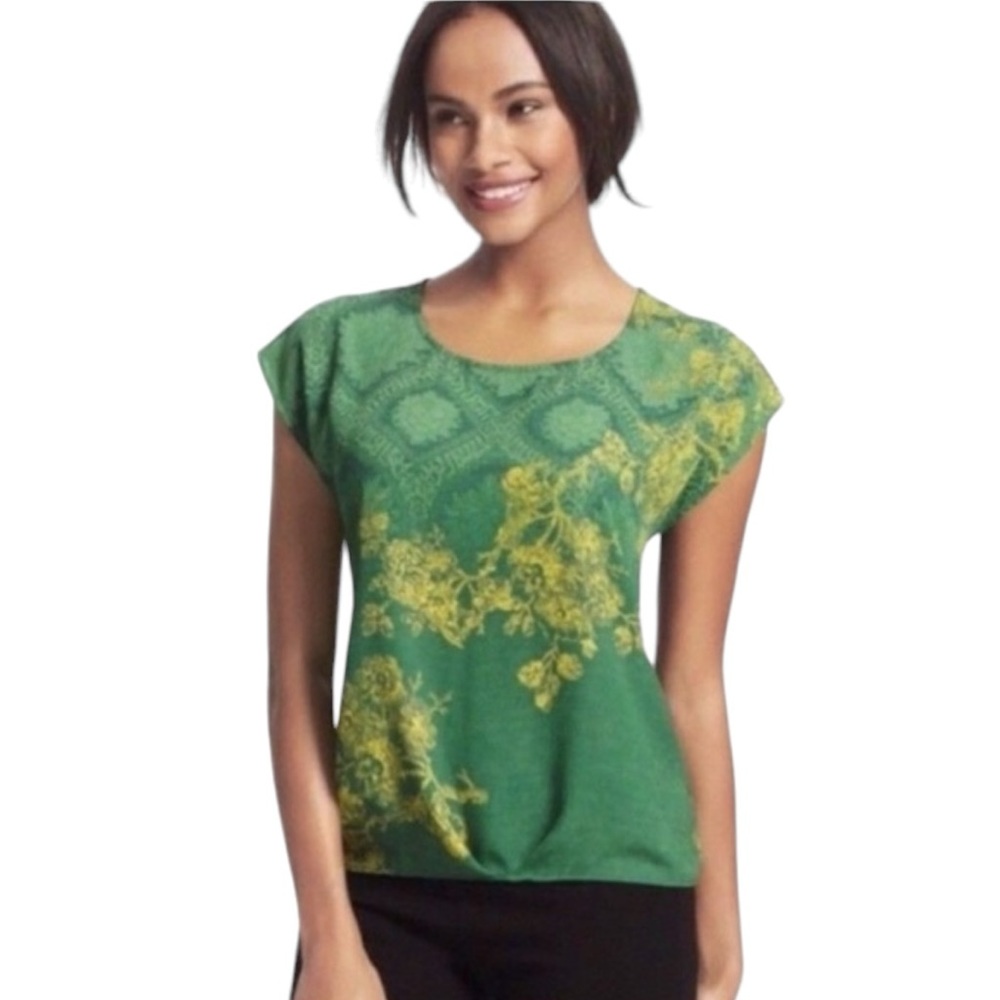 EUC CAbi “Green with Envy” Floral Top (GMH)